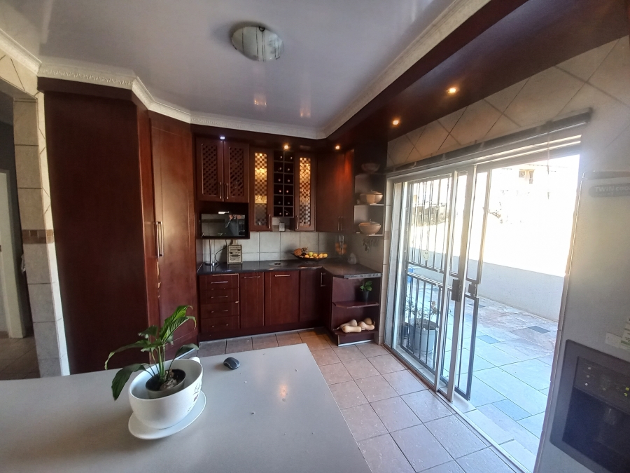 3 Bedroom Property for Sale in Kwaggasrand Gauteng