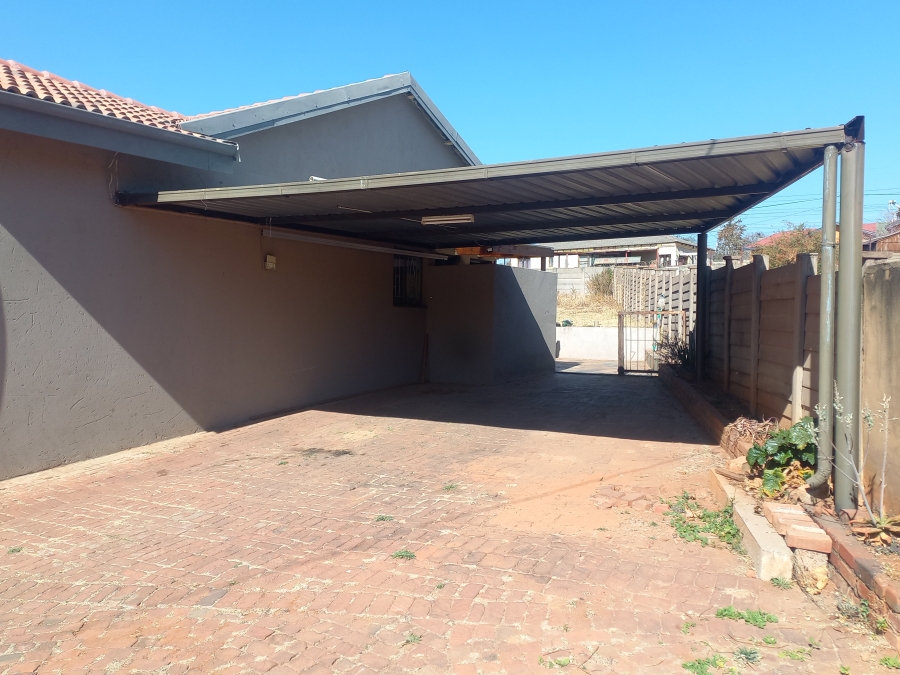 3 Bedroom Property for Sale in Kwaggasrand Gauteng