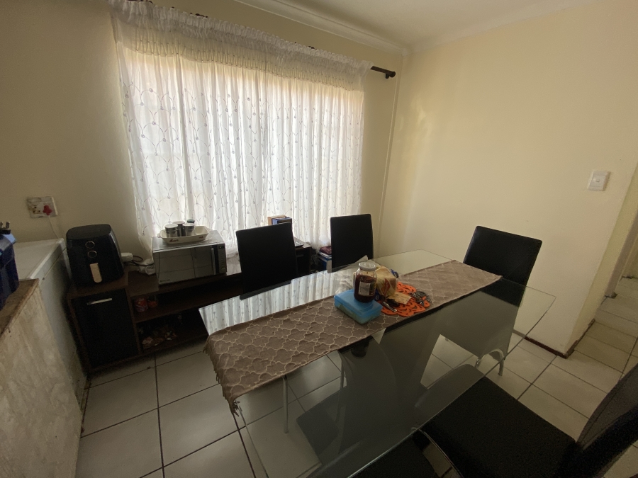 3 Bedroom Property for Sale in Rosslyn Gauteng