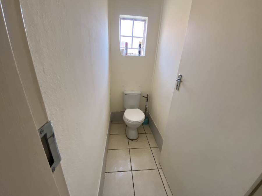 3 Bedroom Property for Sale in Rosslyn Gauteng