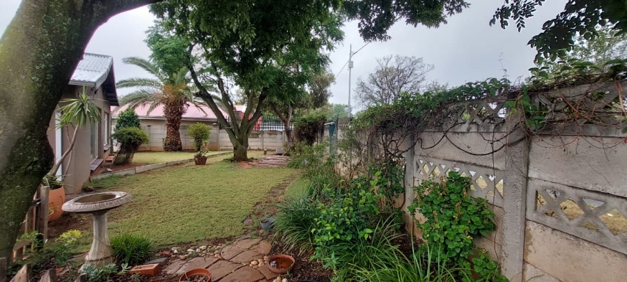 3 Bedroom Property for Sale in Witpoortjie Gauteng