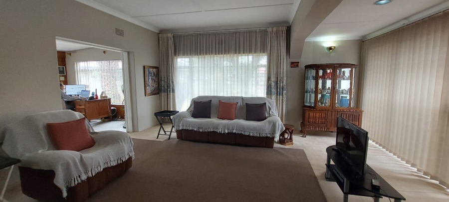 3 Bedroom Property for Sale in Witpoortjie Gauteng