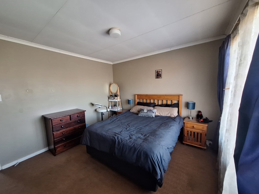 2 Bedroom Property for Sale in Annlin Gauteng