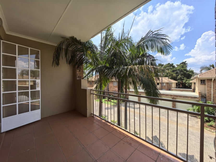 To Let 2 Bedroom Property for Rent in Magalieskruin Gauteng