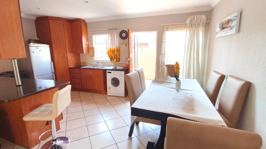 To Let 3 Bedroom Property for Rent in Annlin Gauteng