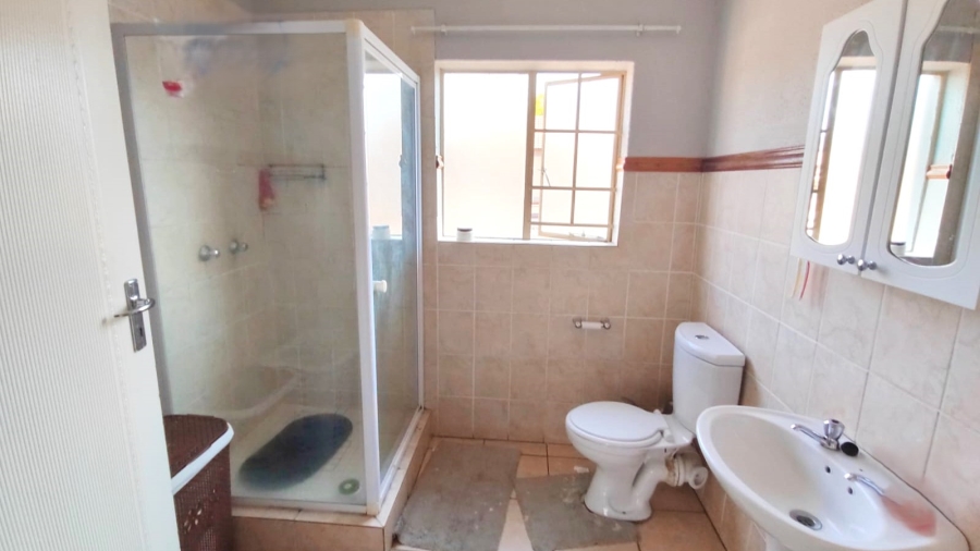 To Let 3 Bedroom Property for Rent in Annlin Gauteng