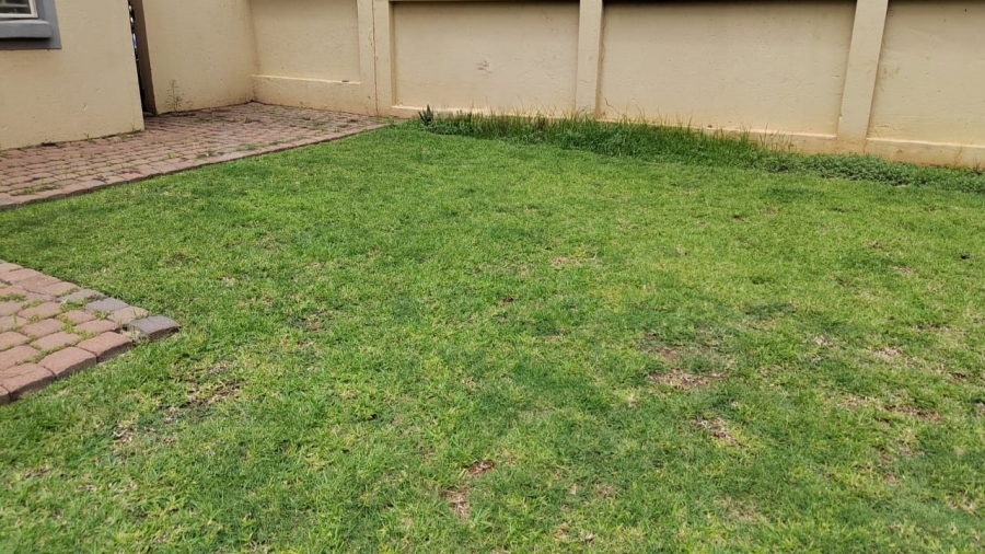 To Let 3 Bedroom Property for Rent in Annlin Gauteng