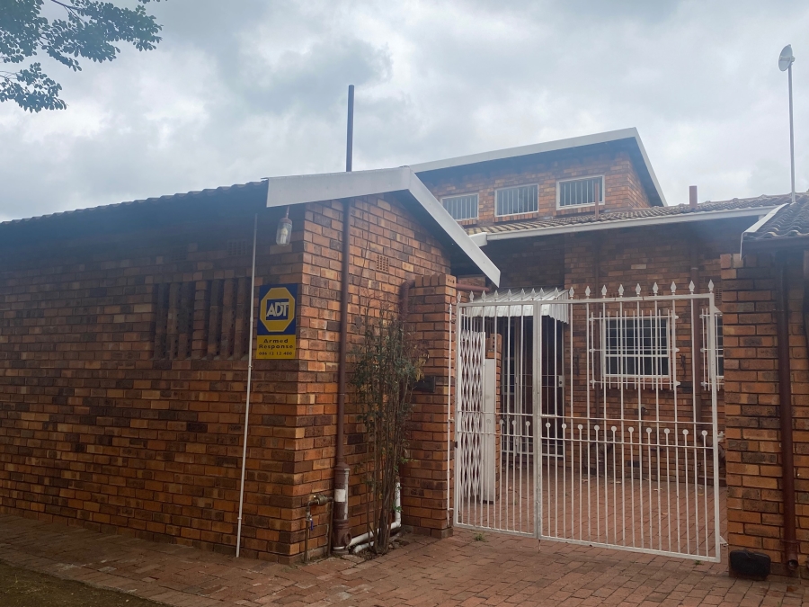 2 Bedroom Property for Sale in Parkmore Gauteng