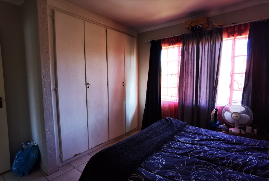 To Let 2 Bedroom Property for Rent in Kenleaf Gauteng