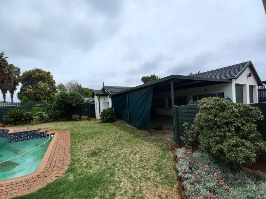 4 Bedroom Property for Sale in Brakpan Central Gauteng