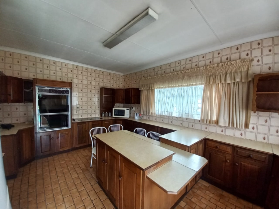 4 Bedroom Property for Sale in Brakpan Central Gauteng