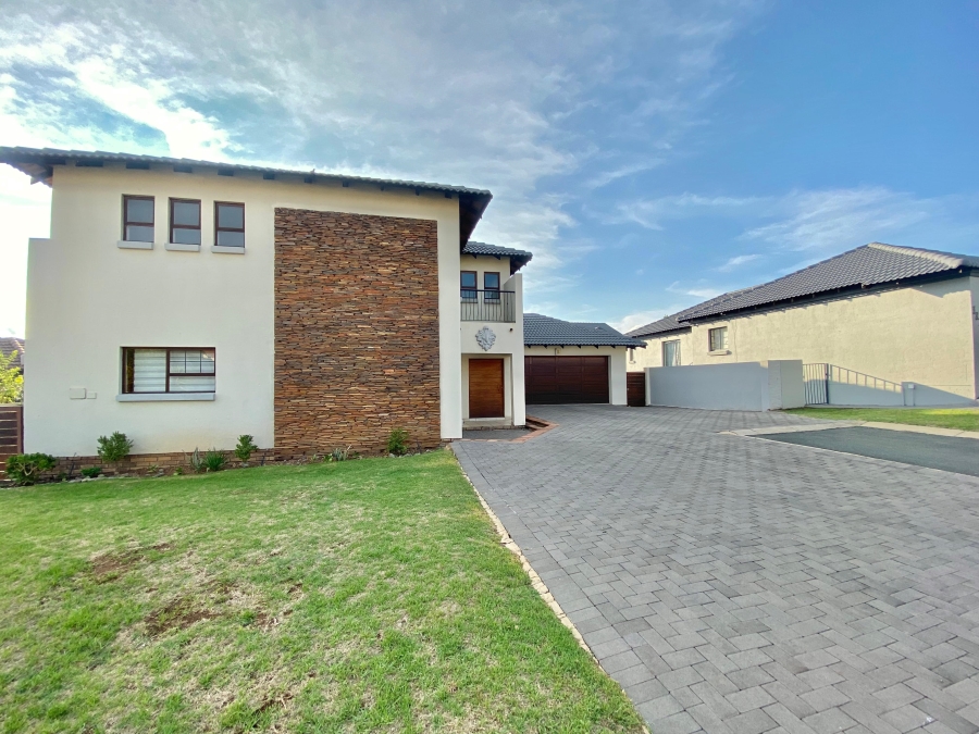 3 Bedroom Property for Sale in Amberfield Gauteng