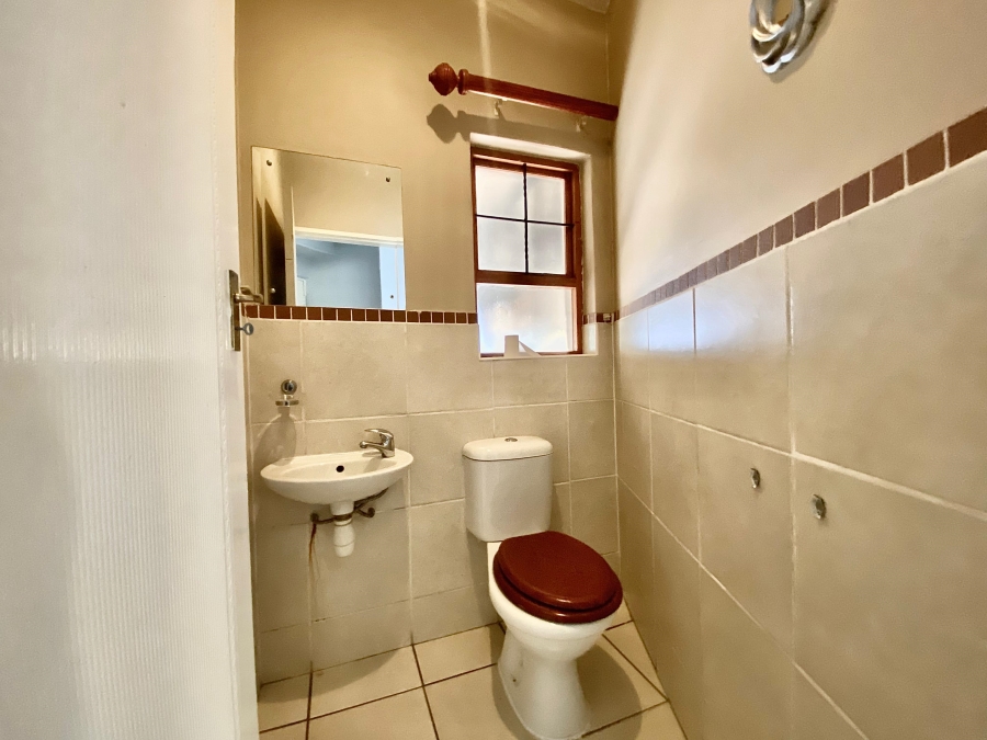 3 Bedroom Property for Sale in Amberfield Gauteng