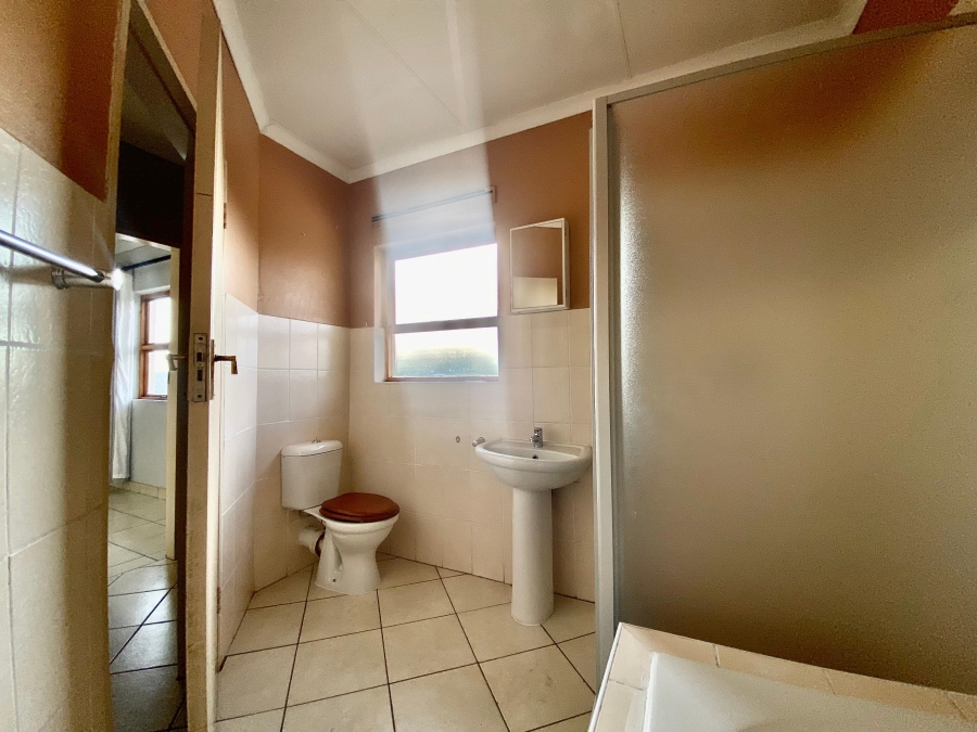 3 Bedroom Property for Sale in Amberfield Gauteng