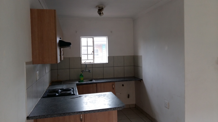 To Let 2 Bedroom Property for Rent in Kempton Park Central Gauteng