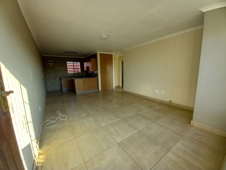 2 Bedroom Property for Sale in Glen Marais Gauteng