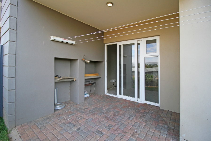 1 Bedroom Property for Sale in Northgate Gauteng