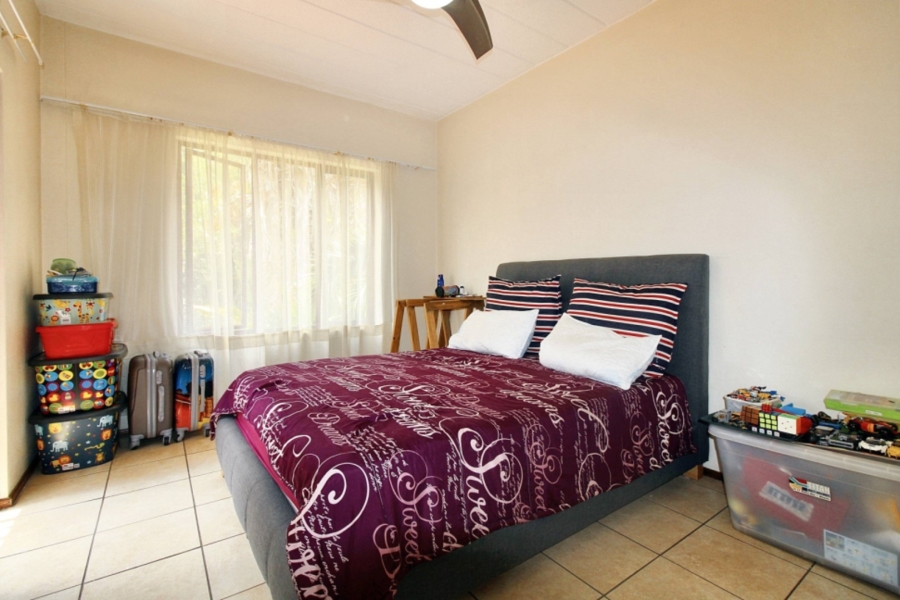 2 Bedroom Property for Sale in Magaliessig Gauteng