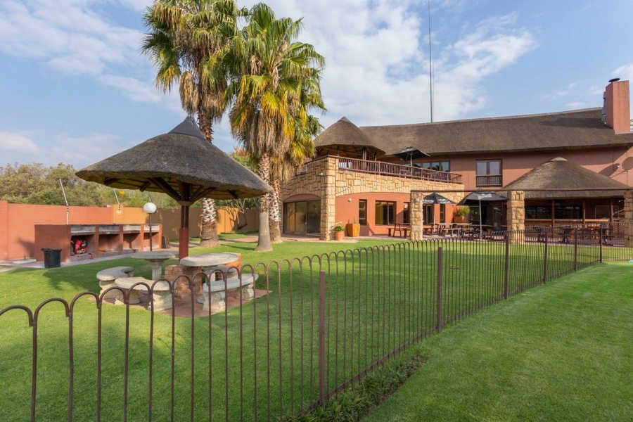 2 Bedroom Property for Sale in Magaliessig Gauteng