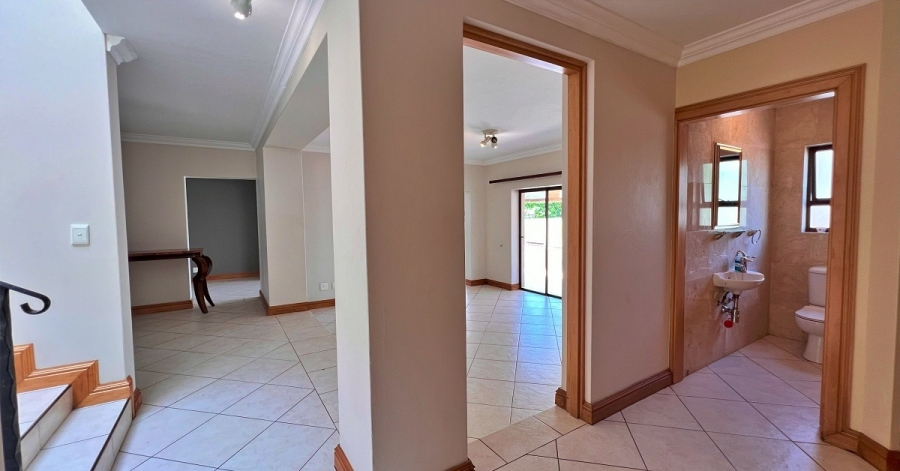 To Let 4 Bedroom Property for Rent in Dainfern Golf Estate Gauteng