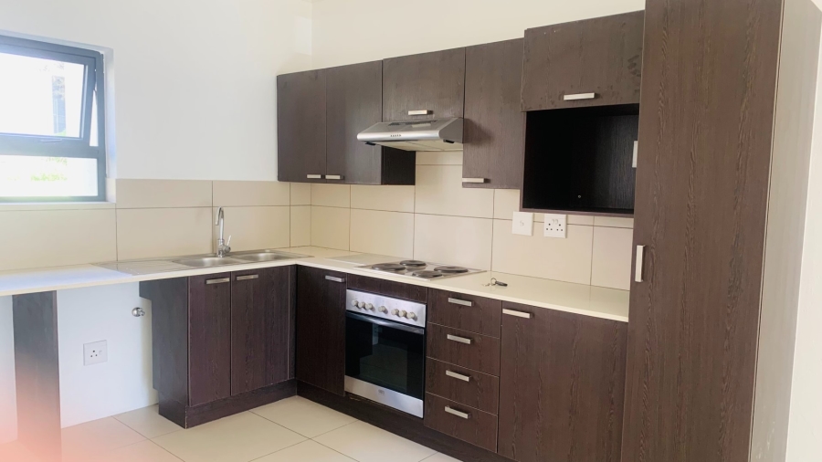 To Let 2 Bedroom Property for Rent in Fourways Gauteng