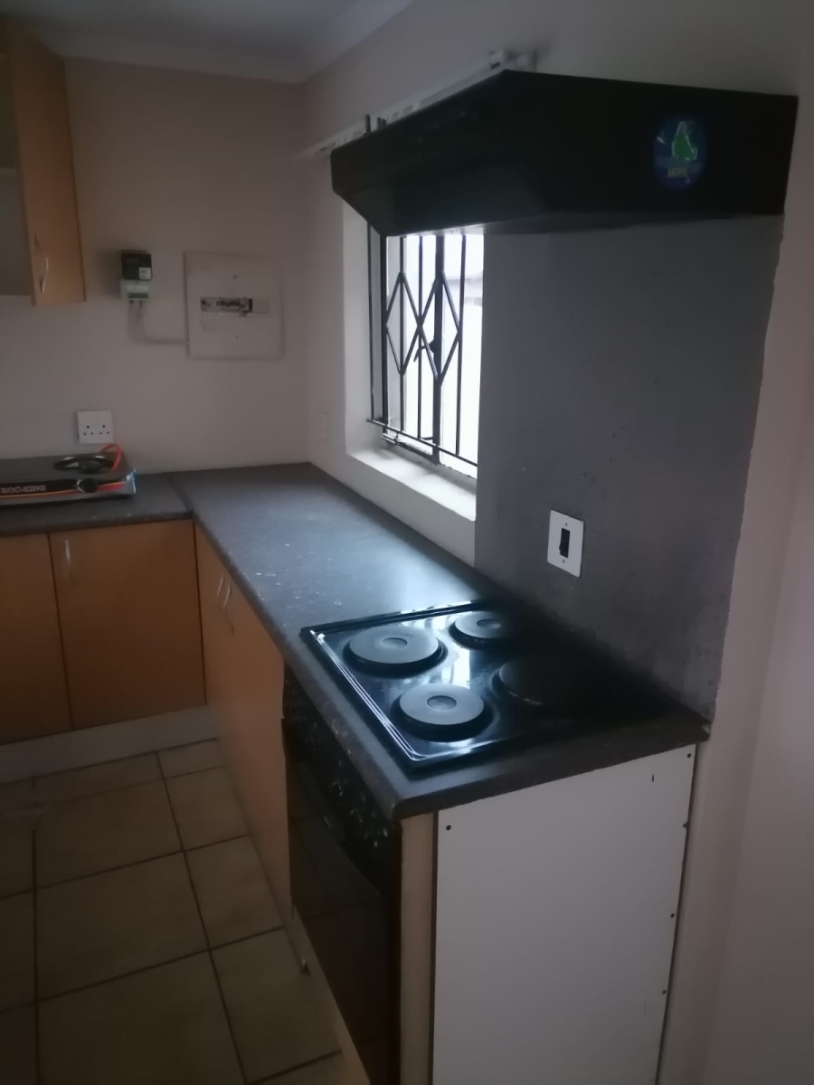 To Let 2 Bedroom Property for Rent in Dobsonville Ext 3 Gauteng