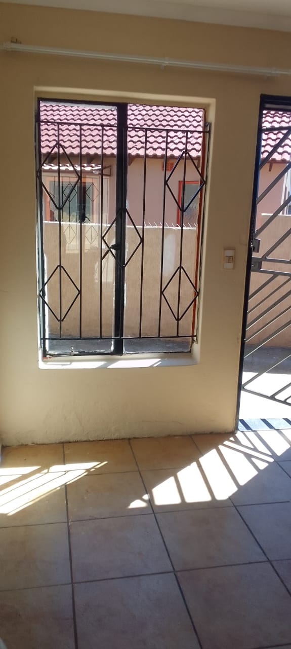 To Let 2 Bedroom Property for Rent in Dobsonville Ext 3 Gauteng