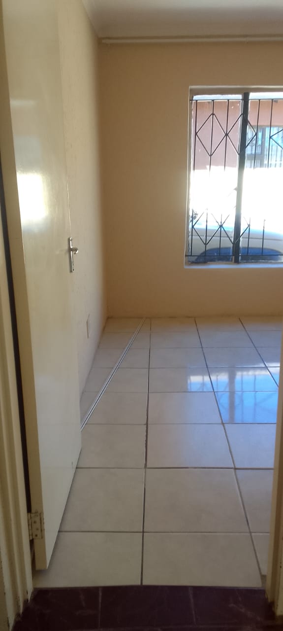 To Let 2 Bedroom Property for Rent in Dobsonville Ext 3 Gauteng