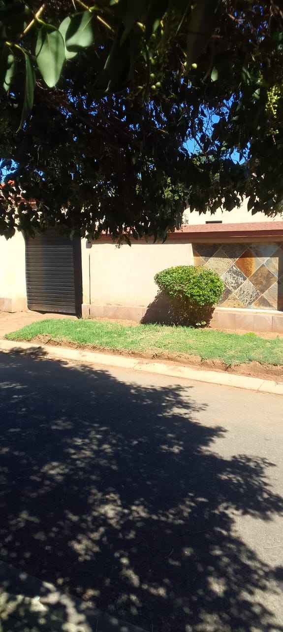 To Let 2 Bedroom Property for Rent in Dobsonville Ext 3 Gauteng