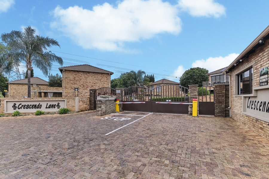 3 Bedroom Property for Sale in Olivedale Gauteng