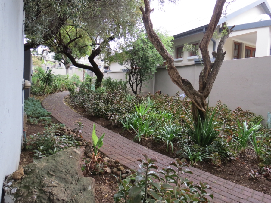 3 Bedroom Property for Sale in Greenstone Hill Gauteng