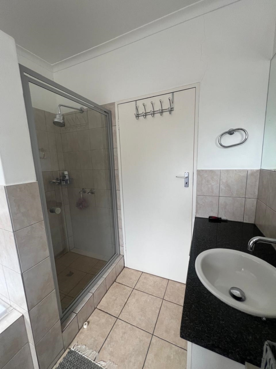 To Let 2 Bedroom Property for Rent in Olympus AH Gauteng