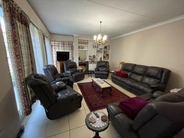 To Let 3 Bedroom Property for Rent in Lynnwood Manor Gauteng