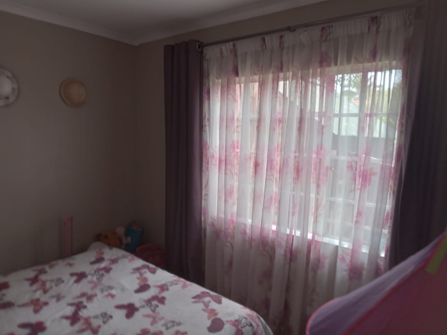 3 Bedroom Property for Sale in Noordwyk Gauteng