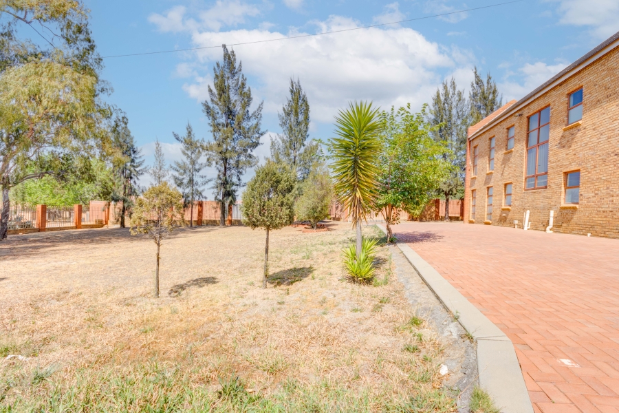 To Let 3 Bedroom Property for Rent in President Park Gauteng