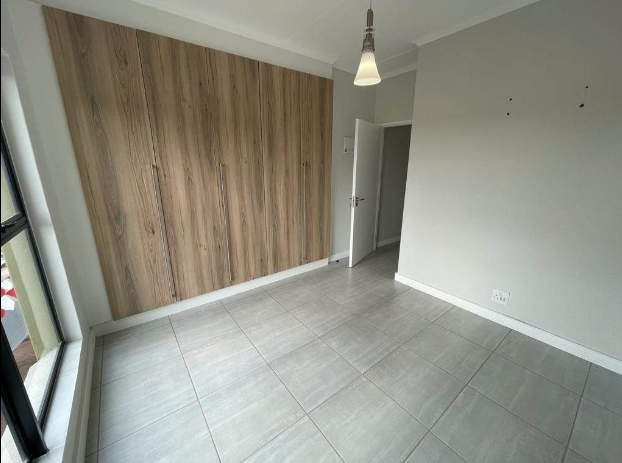 To Let 1 Bedroom Property for Rent in Waterfall Gauteng