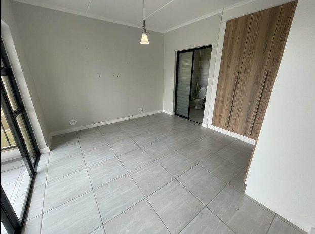 To Let 1 Bedroom Property for Rent in Waterfall Gauteng