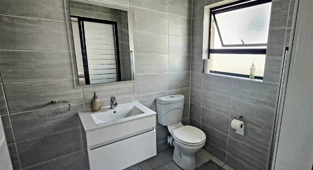 To Let 1 Bedroom Property for Rent in Waterfall Gauteng