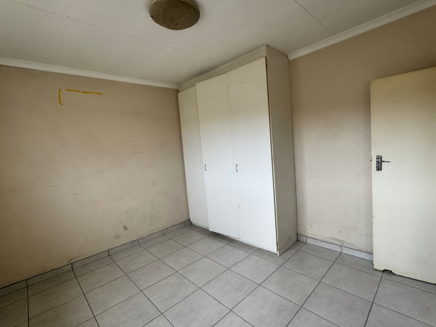 To Let 2 Bedroom Property for Rent in Noordwyk Gauteng