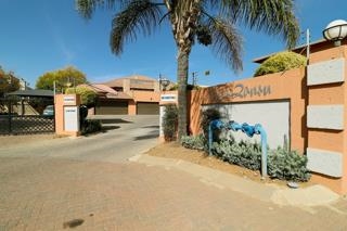 To Let 3 Bedroom Property for Rent in Glen Marais Gauteng