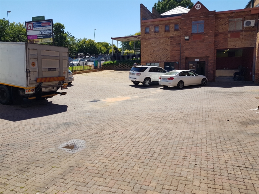 Commercial Property for Sale in Strijdom Park Gauteng