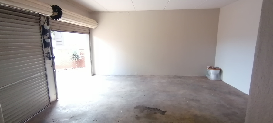 To Let 3 Bedroom Property for Rent in Sugar Bush Estate Gauteng