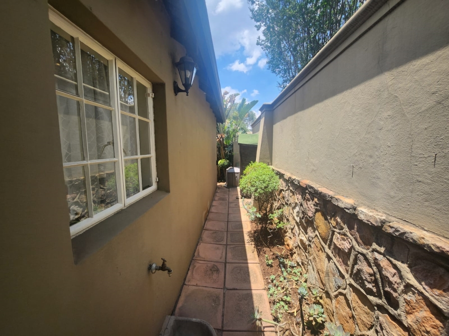 To Let 3 Bedroom Property for Rent in Lambton Gauteng