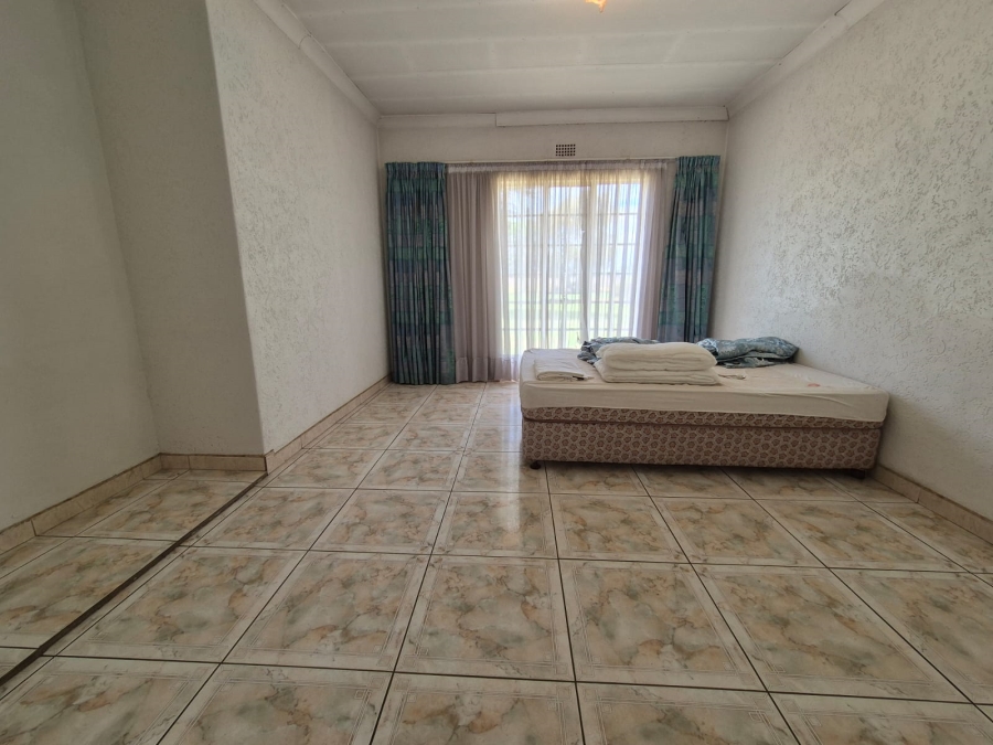 3 Bedroom Property for Sale in Van Der Merwes Kroon Gauteng