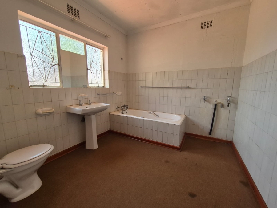 3 Bedroom Property for Sale in Van Der Merwes Kroon Gauteng