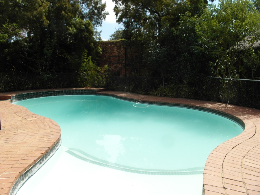 To Let 2 Bedroom Property for Rent in Northcliff Gauteng