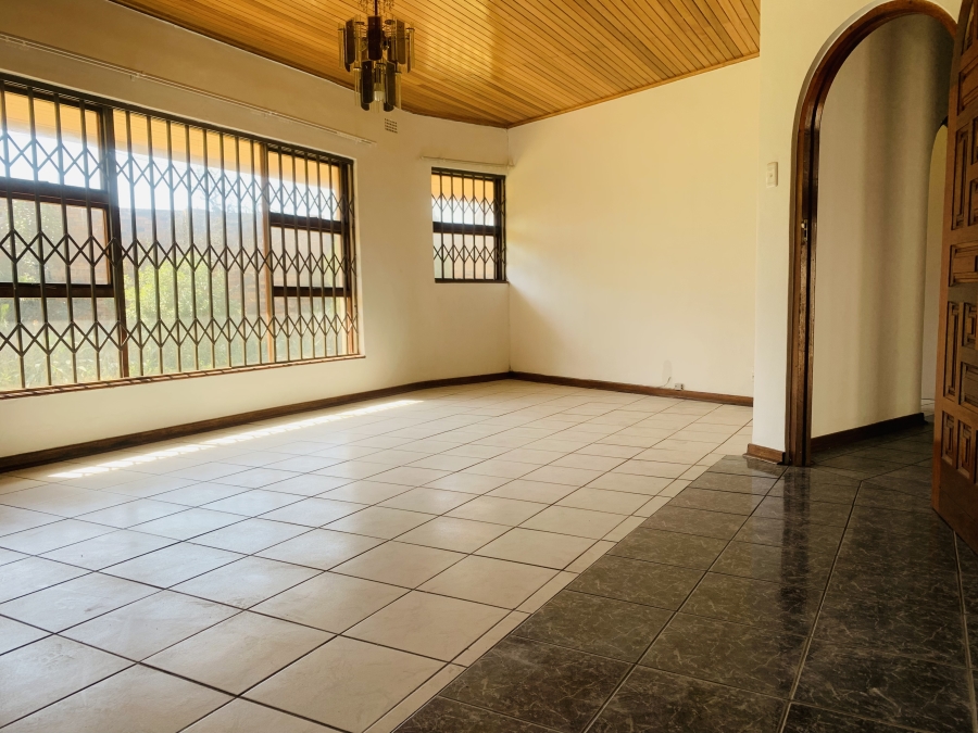 To Let 2 Bedroom Property for Rent in Northcliff Gauteng