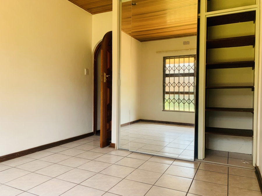 To Let 2 Bedroom Property for Rent in Northcliff Gauteng