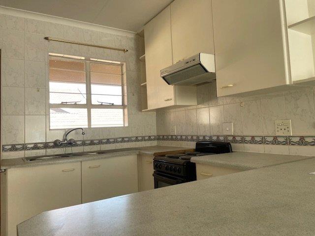 2 Bedroom Property for Sale in Discovery Gauteng