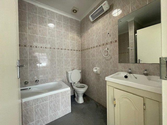 2 Bedroom Property for Sale in Discovery Gauteng